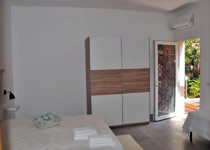 Baia Delle Foche Konukevi 3*